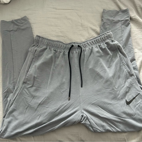 NIKE Dri-Fit Joggers - Picture 1 of 4